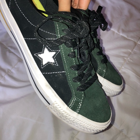 one star premium suede low top black